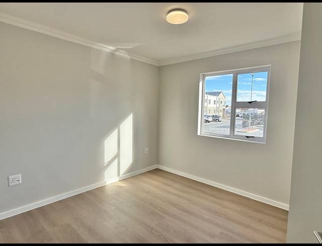 3 BEDROOM APARTMENT TO LET IN SUNNINGDALE